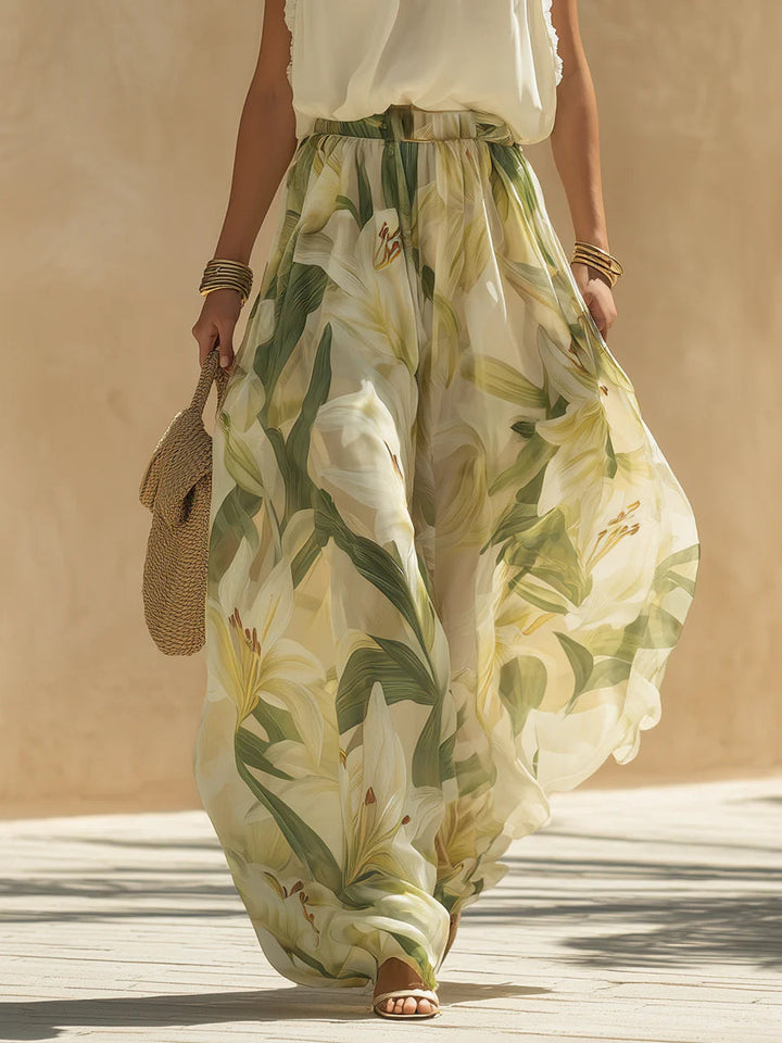 Conjunto de Top de Chifón con Volantes y Pantalones con Estampado de Lirios