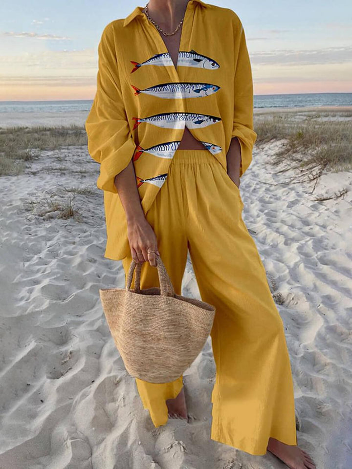 Conjunto de Camisa con Estampado Oceánico y Pantalones con Bolsillos