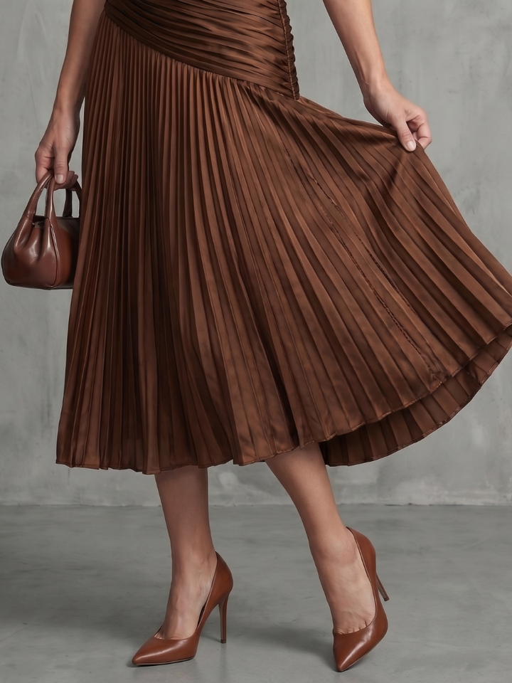 Theodora | Vestido Midi de Rayas con Cintura Plisada