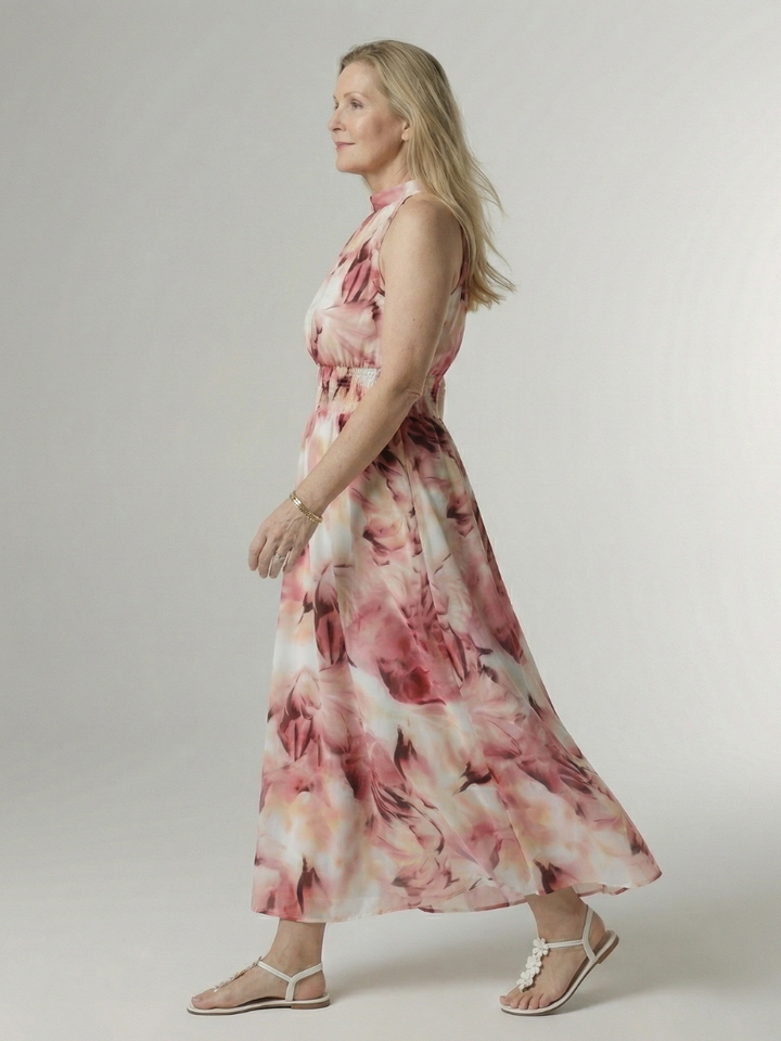 Sylin | Vestido Midi con Cuello Halter Arrugado