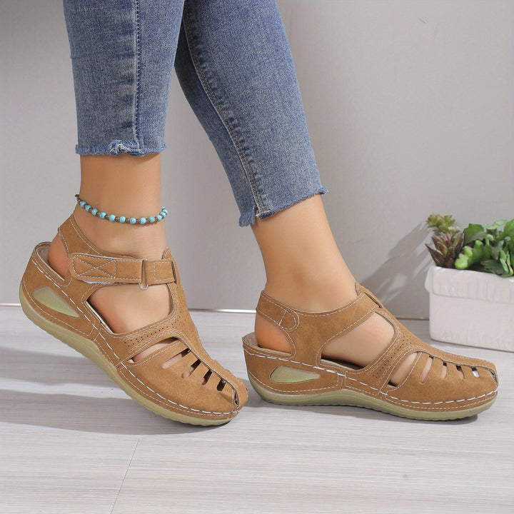 Leni – Sandalias de confort con suave elevación