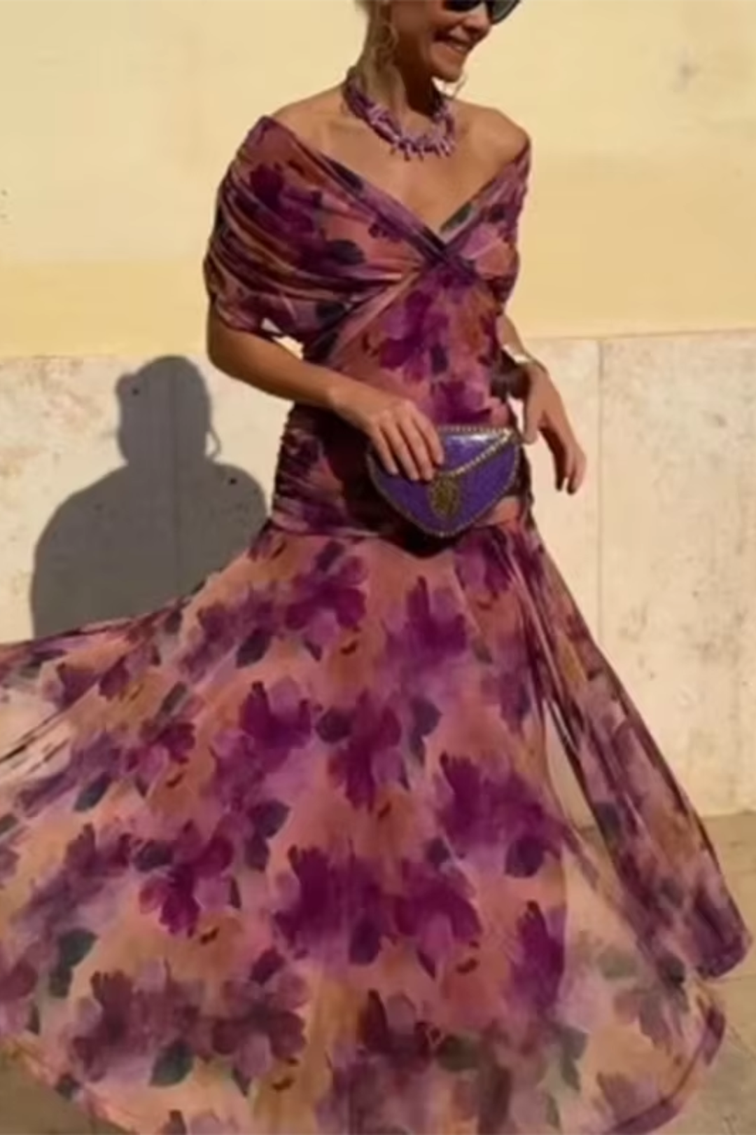 Luisa – Vestido de noche largo elegante con escote en V