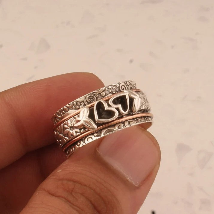 Anillo de Herencia de Plata con Grabado