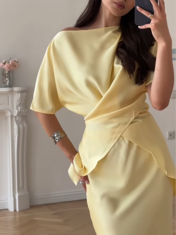Conjunto de Top y Falda Sin Hombros Sofia