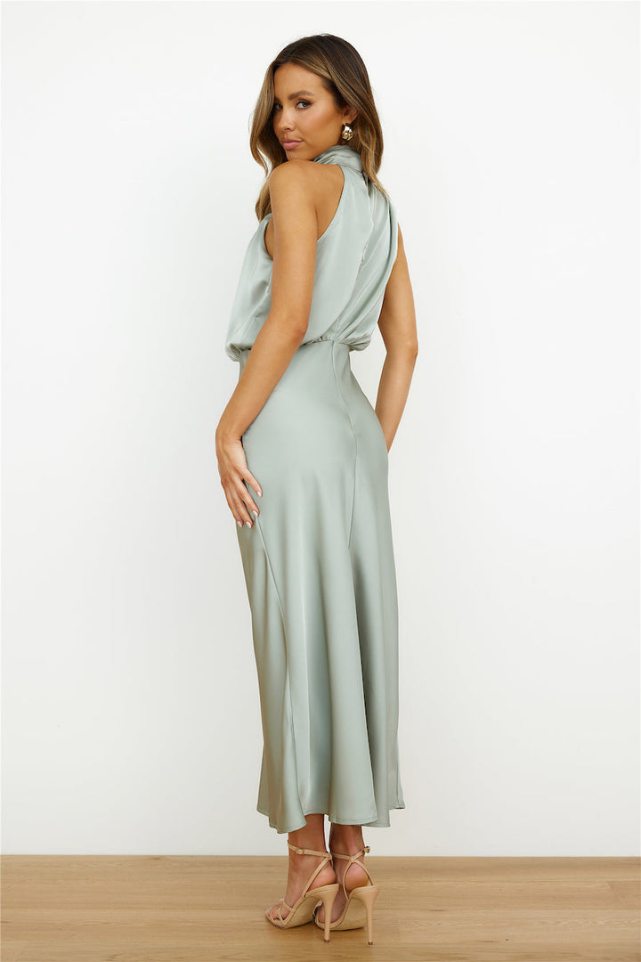 MARIANA | Vestido con escote en V