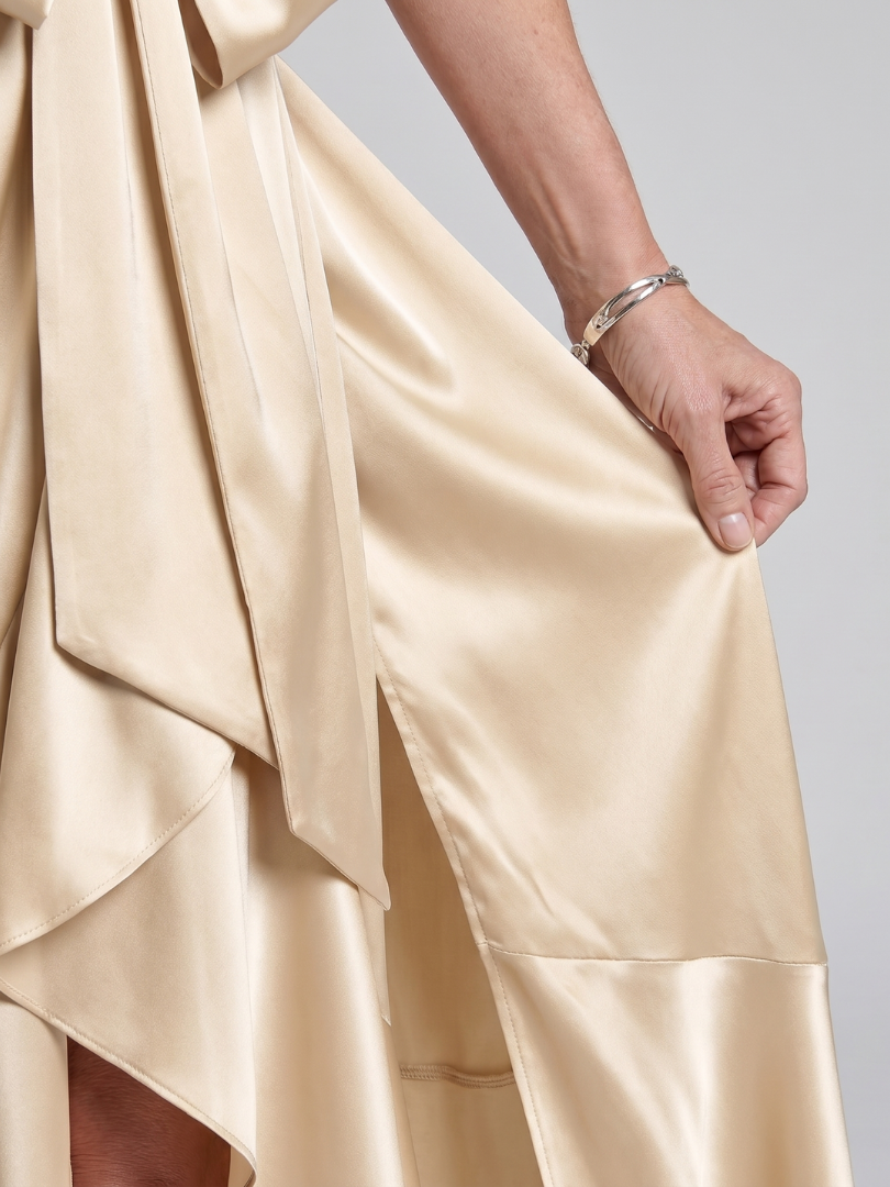 Honora | Vestido midi asimétrico con escote halter