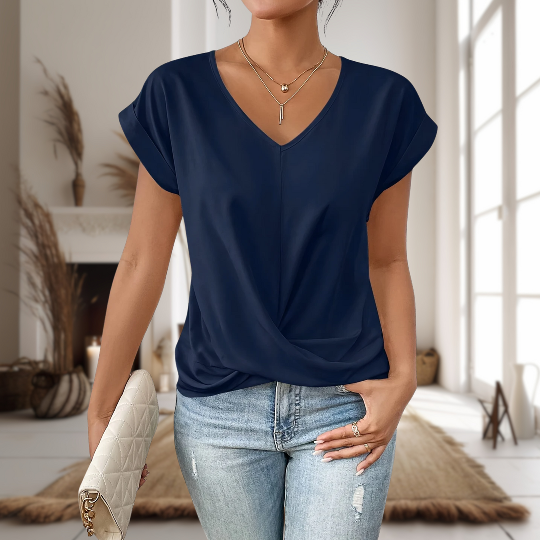 Elle™ | Camiseta Casual con Escote en Forma de Corazón