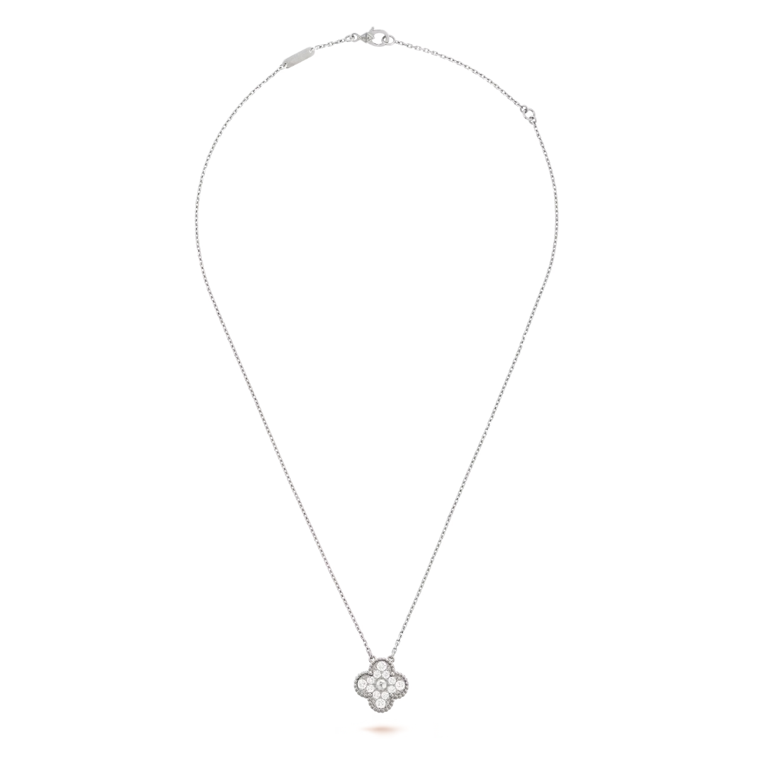 CLOVER | Collar Blanco y Plata
