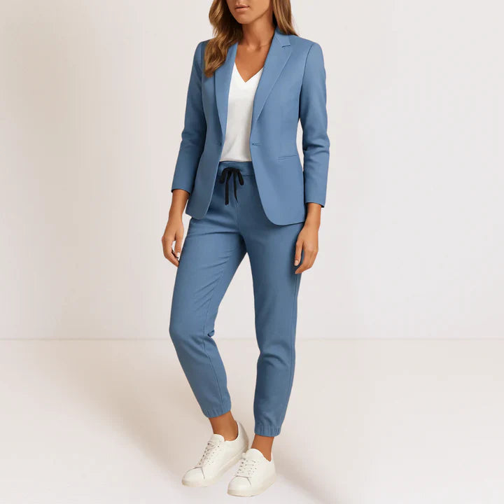 Mónica | Elegancia moderna en un conjunto confortable