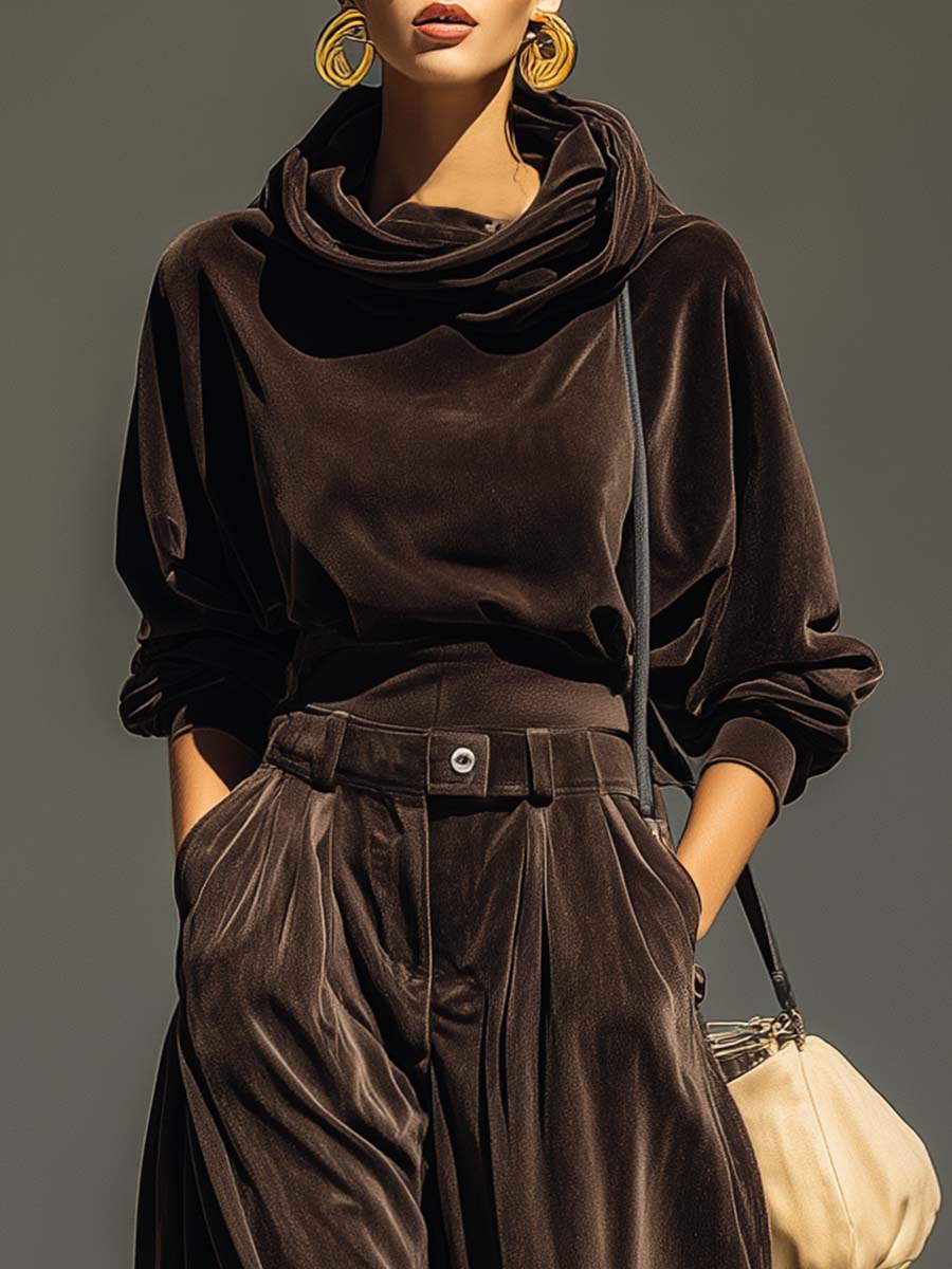 Conjunto de Sudadera y Pantalones de Terciopelo Vivienne