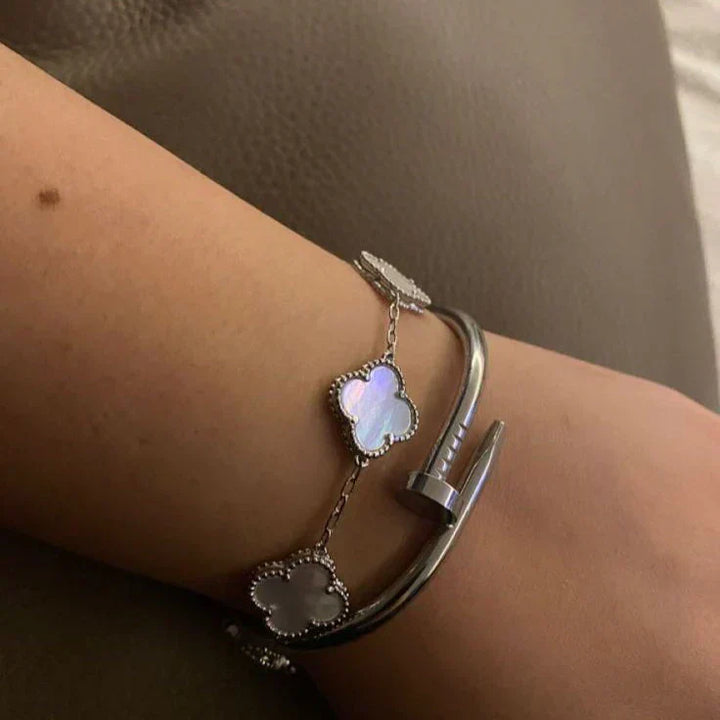 CLOVER | Pulsera Blanca