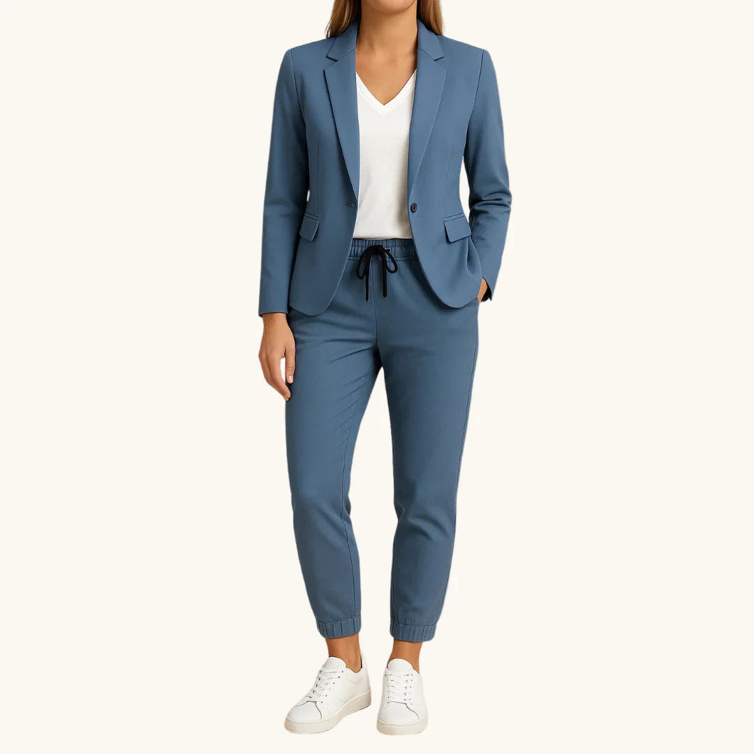 Mónica | Elegancia moderna en un conjunto confortable