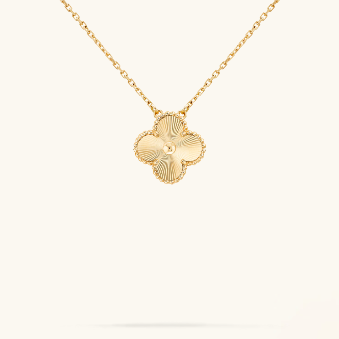 CLOVER | Collar de Oro