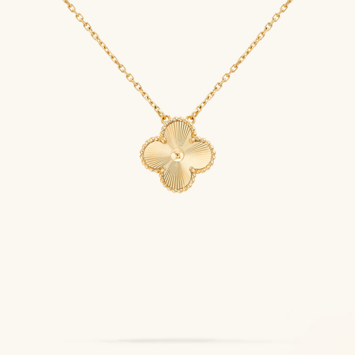 CLOVER | Collar de Oro