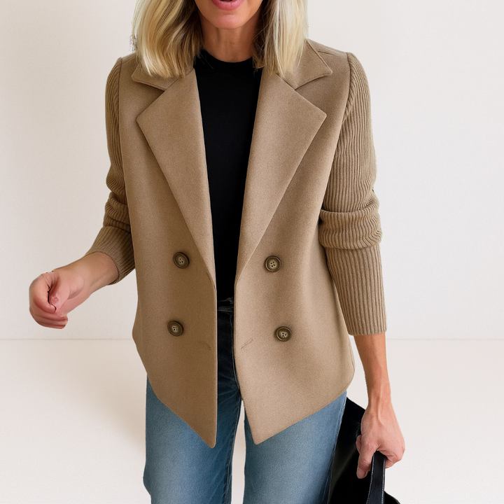 BLAZER ELEGANTE CON MANGAS DE PUNTO