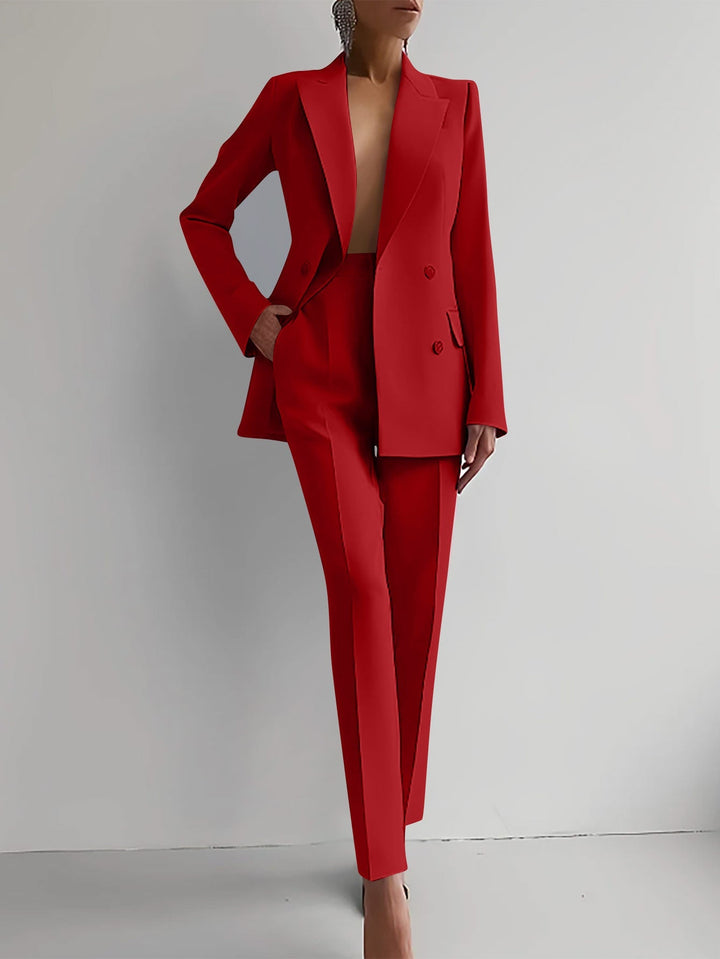 "Conjunto de Blazer Sofia y Pantalones de Cintura Alta" (The title is already in Spanish. If you need a variation or a different style, please let me know!)