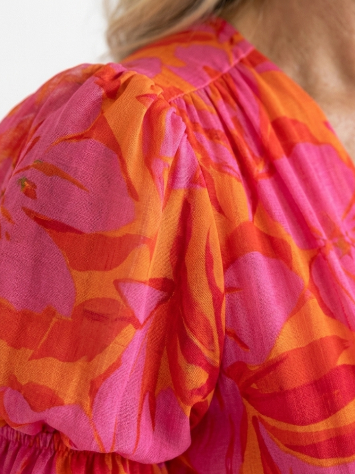 Ellis & Johnson™ | Vestido Midi de Manga Abullonada con Escote en V Floral