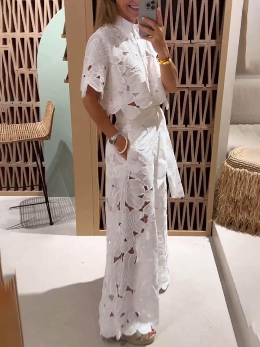 "Conjunto de Bordado Floral Isabella" (The title is already in Spanish and does not need to be rewritten.)