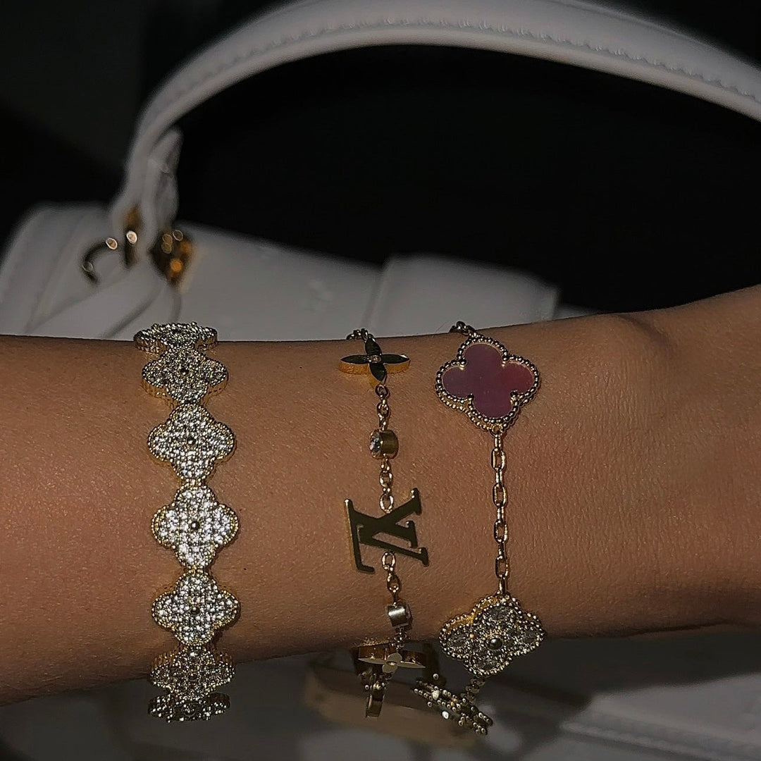 EXCLUSIVO | Pulsera Lottie en Oro