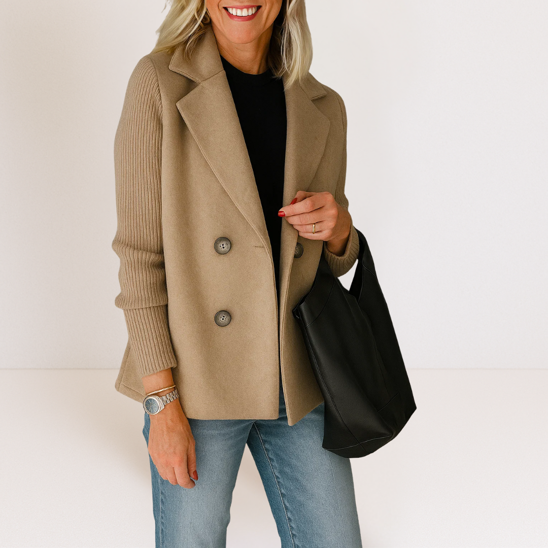 BLAZER ELEGANTE CON MANGAS DE PUNTO