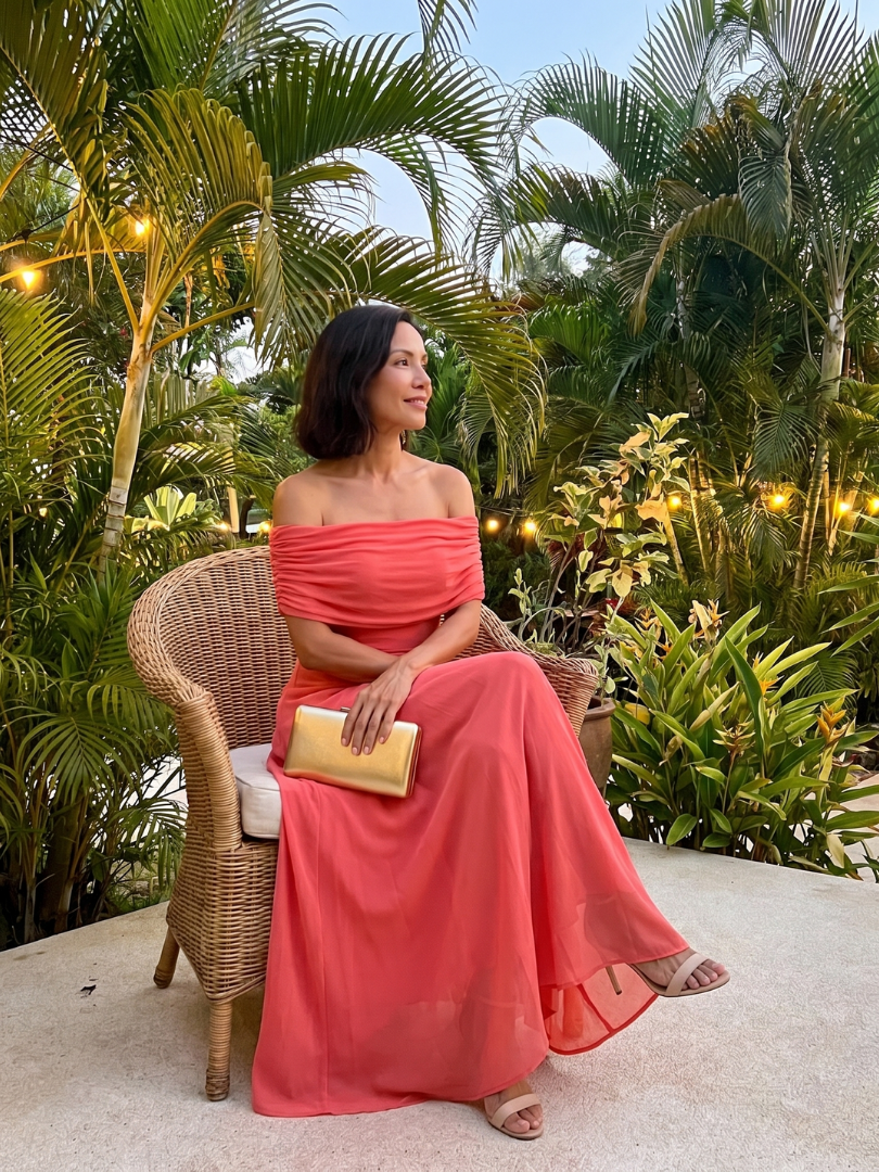 Junio | Vestido Midi Drapado con Hombros al Descubierto
