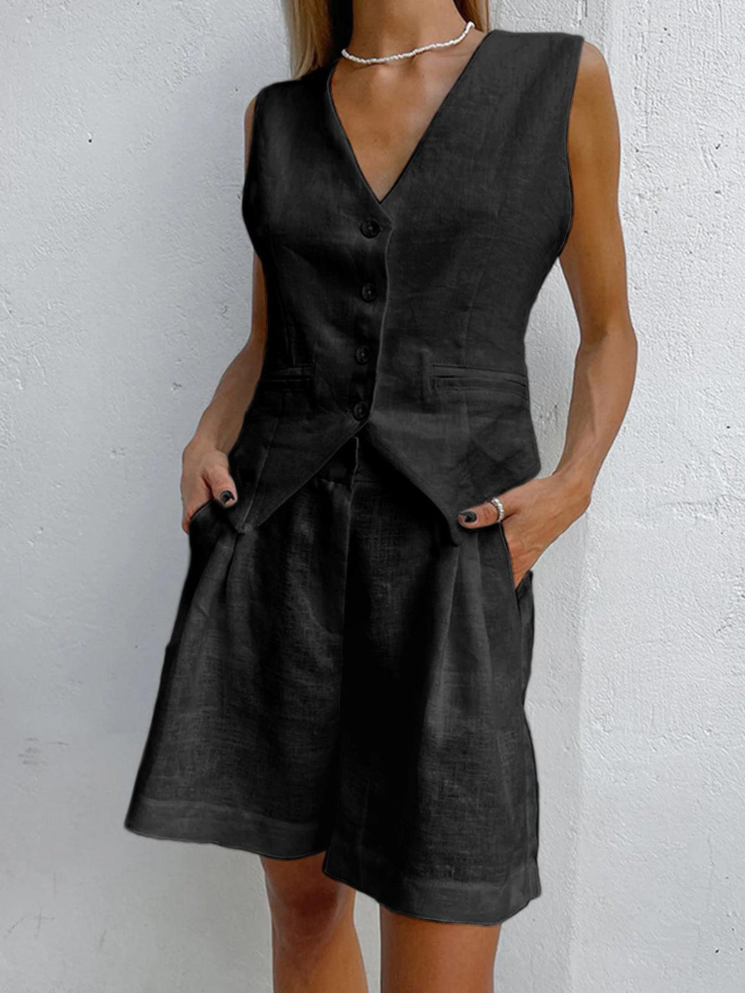 Conjunto de Dos Piezas con Pantalones Cortos Sophia