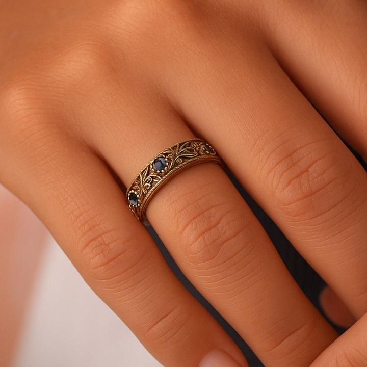 Anillo de Hoja de Circonita Azul Exótica Fina