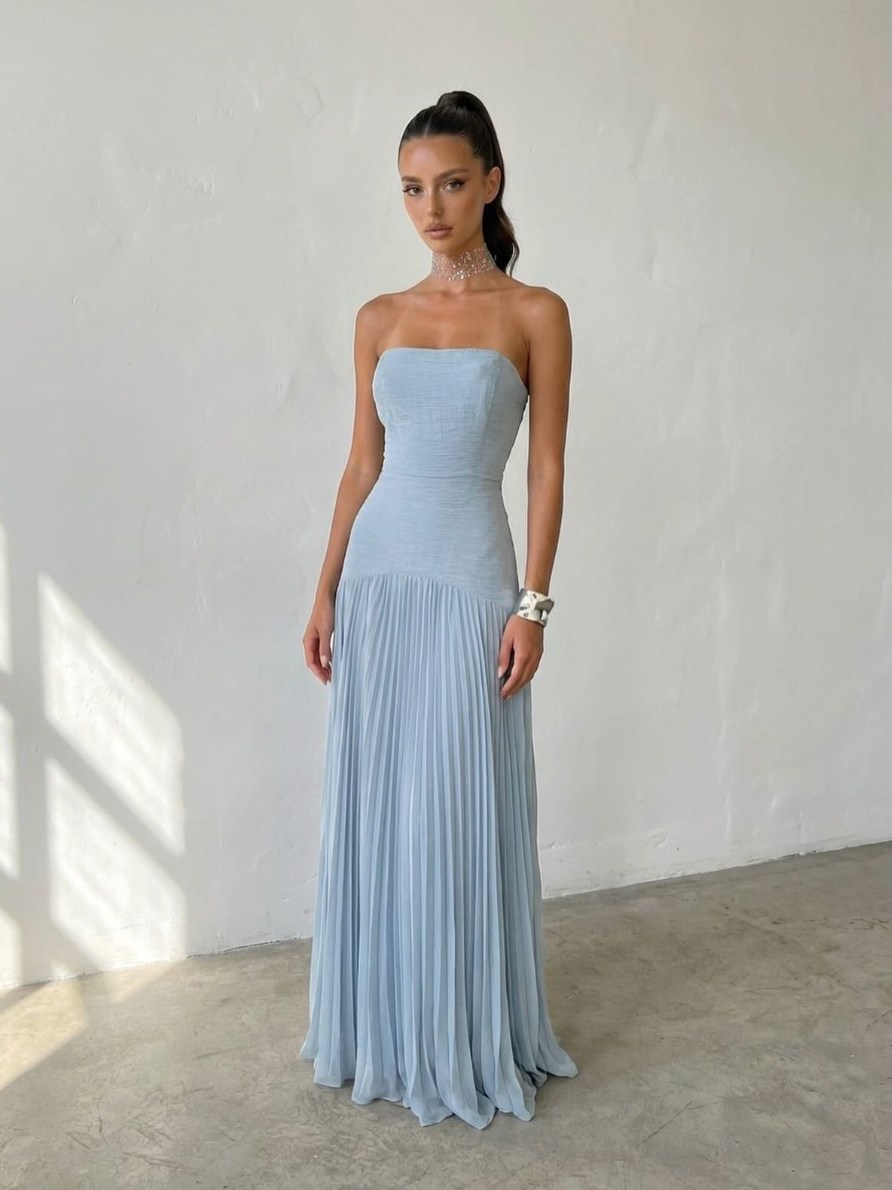 Vestido Almudena™ | Elegancia Sofisticada que Estiliza con Delicadeza