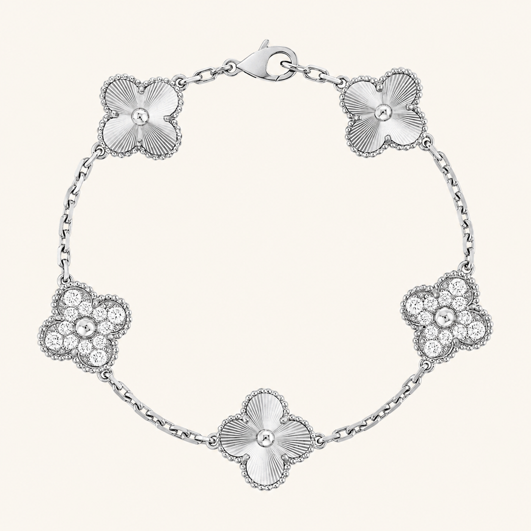 CLOVER | Pulsera de Plata Prestige con Diseño Guilloché