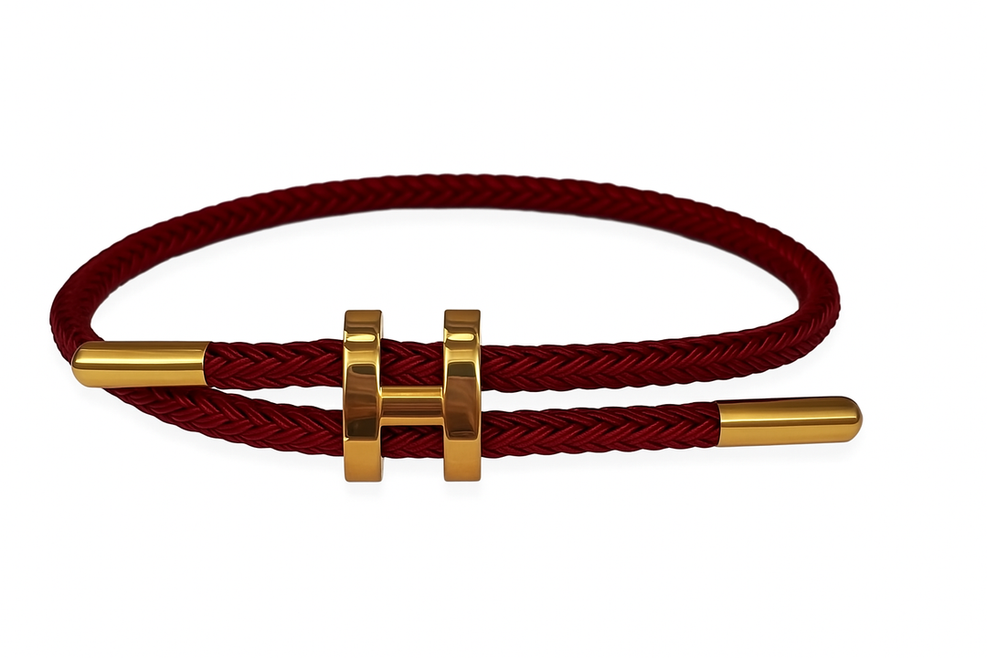 "Pulsera Hailey" (The title is already in Spanish and does not require translation.)