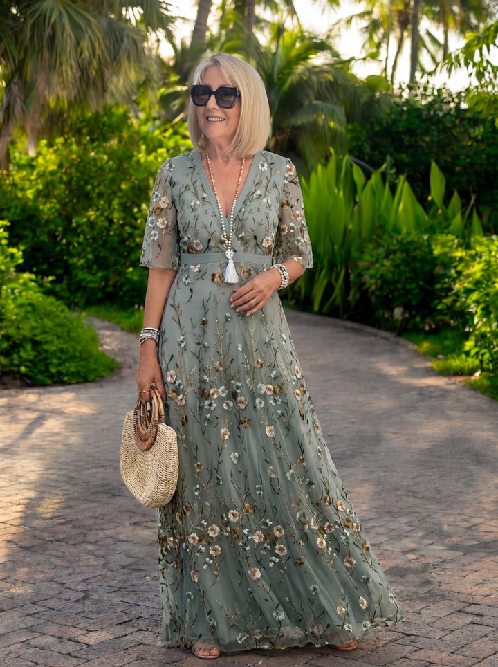 Melodi – Vestido largo de flores con escote en V