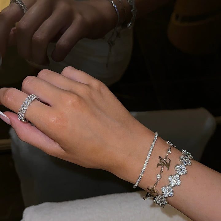 EXCLUSIVO | Pulsera Lottie de Plata