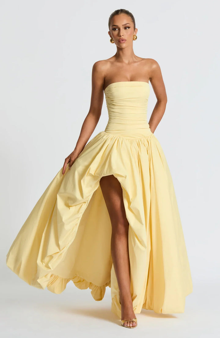 Fleur – El Vestido de la Reina del Drama