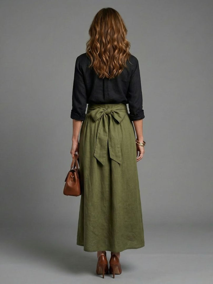 Vera | Conjunto de Dos Piezas: Blusa Negra y Falda Midi Verde Oliva
