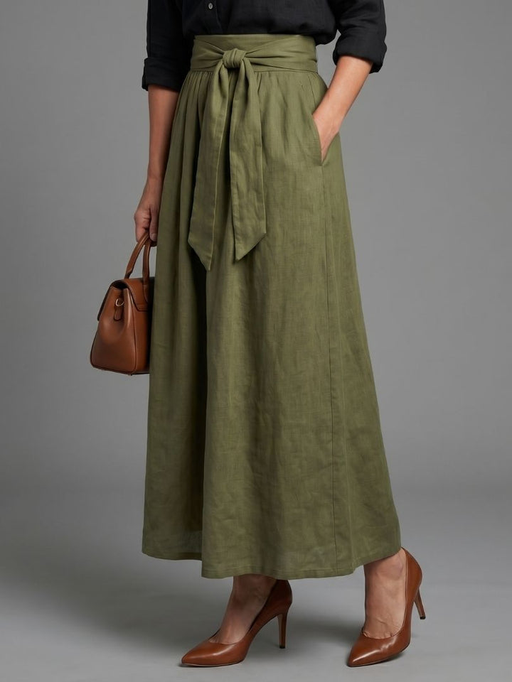 Vera | Conjunto de Dos Piezas: Blusa Negra y Falda Midi Verde Oliva