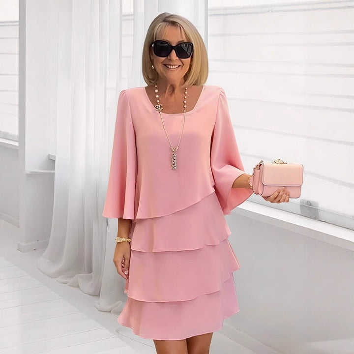 María – Vestido midi elegante con volantes