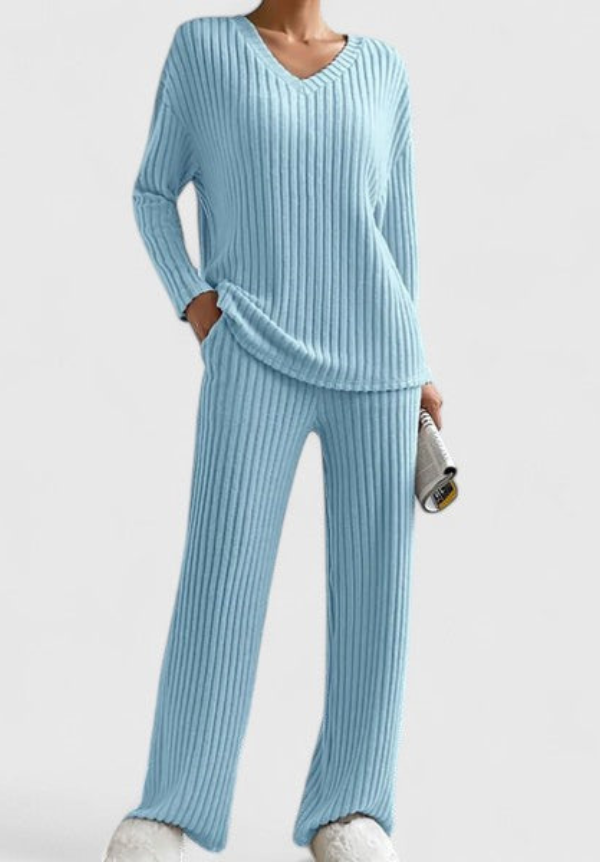 Angeline™ Conjunto Cómodo | Suéter de Cuello en V y Pantalones de Pana Ancha