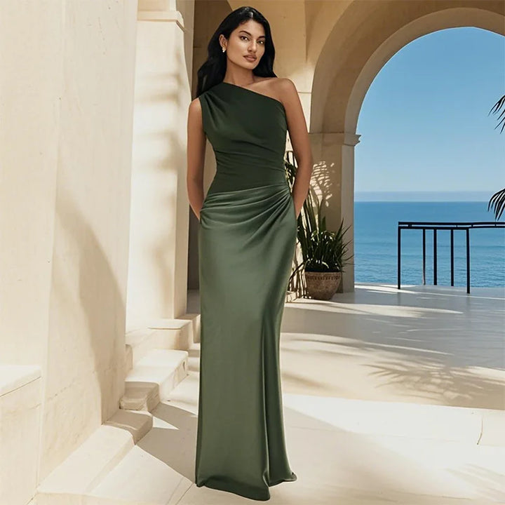 Ellis & Johnson™ | Vestido Maxi con Guilt en Satén