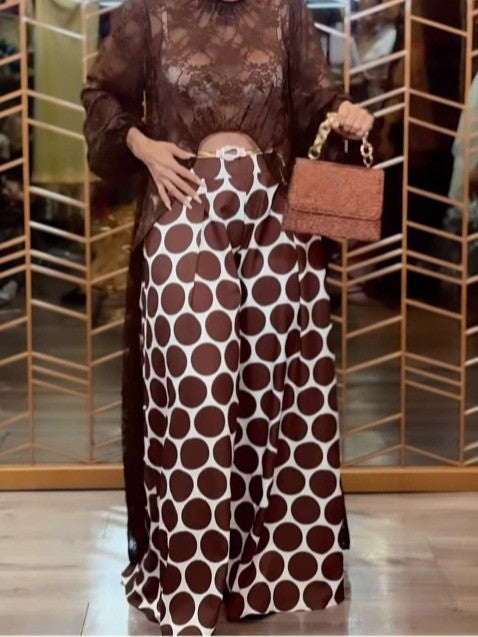 Conjunto de Bata de Encaje Sienna y Pantalones de Lunares