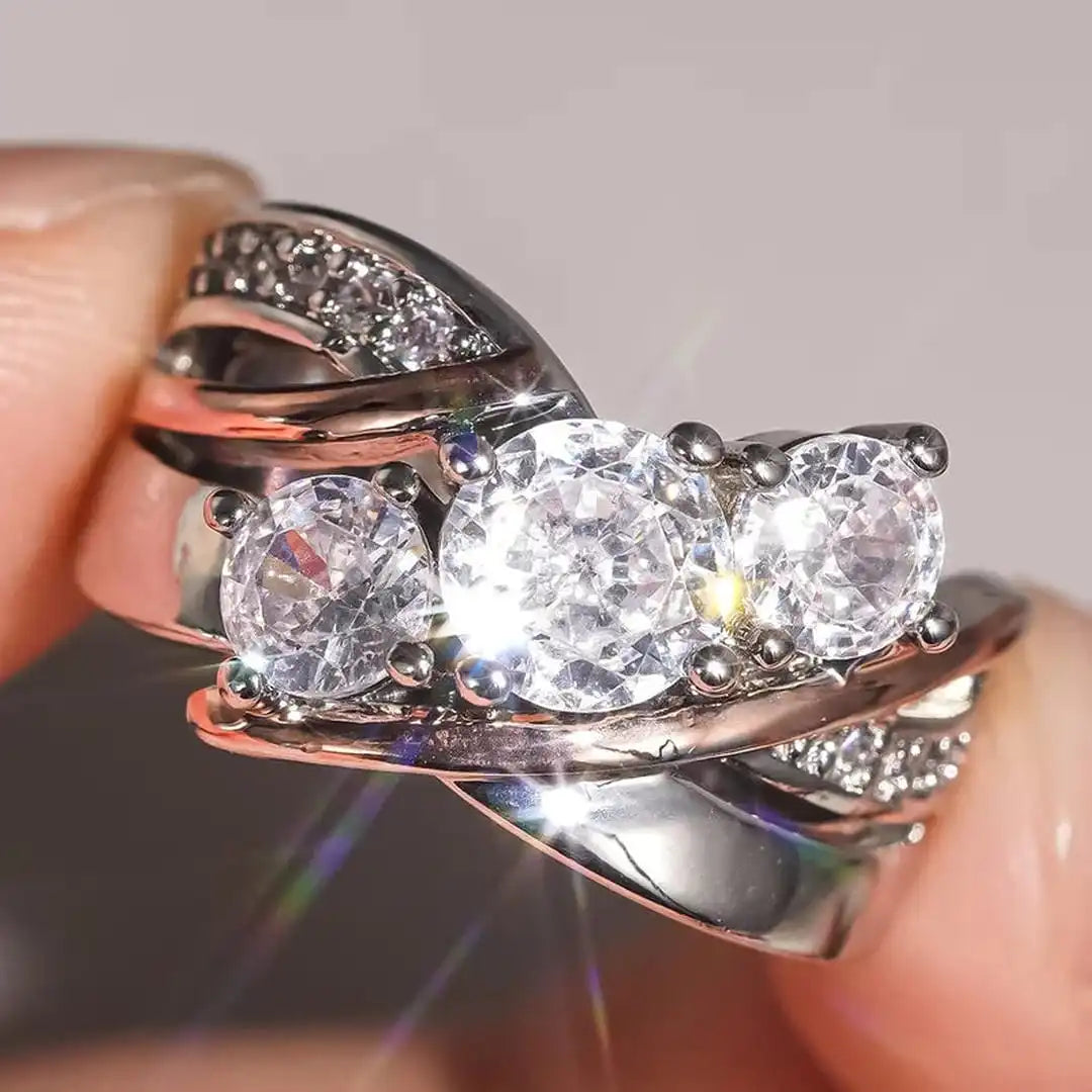 Anillo Tridimensional de Zirconia en Oro y Plata