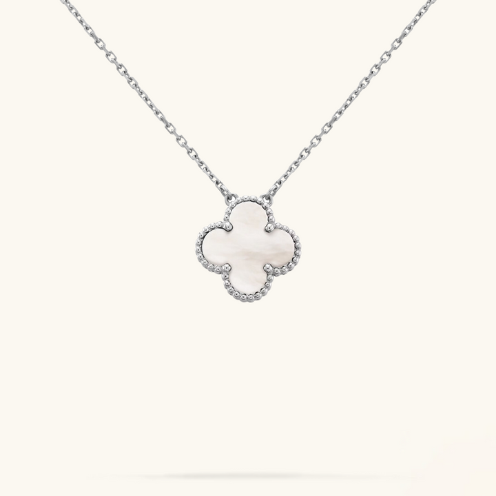 CLOVER | Collar Blanco y Plata