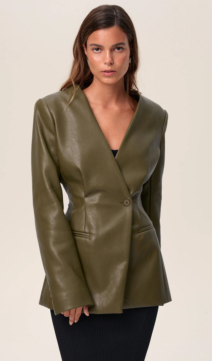 BLAZER DE CUERO VEGANO