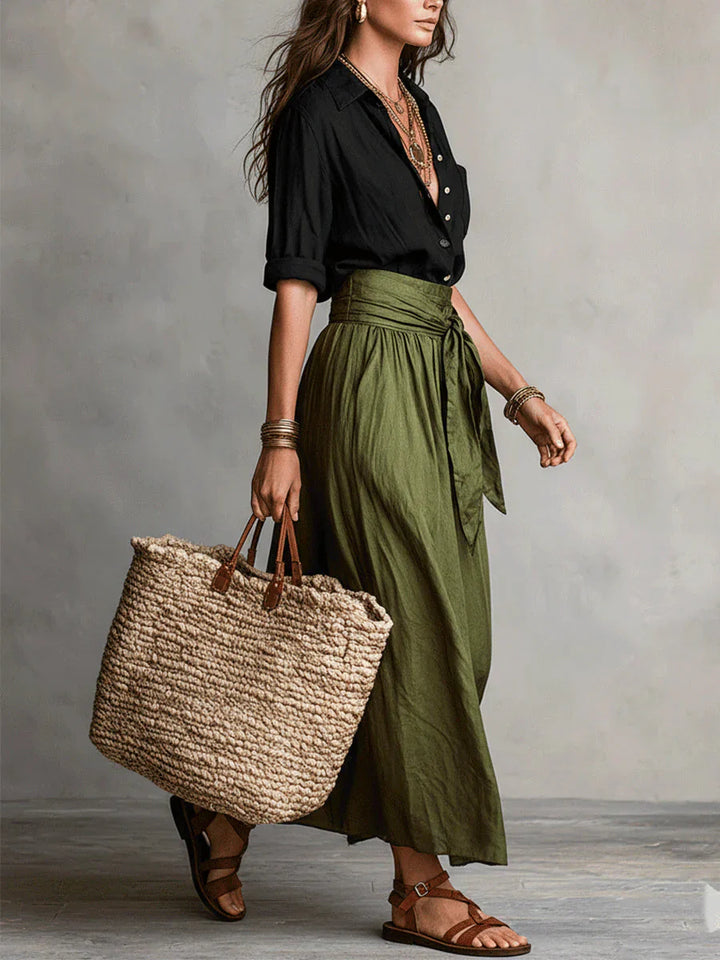 Vera | Conjunto de dos piezas: blusa negra y falda midi verde oliva
