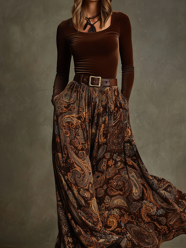 Conjunto de Top de Terciopelo Vivienne y Falda Maxi de Estampado Paisley