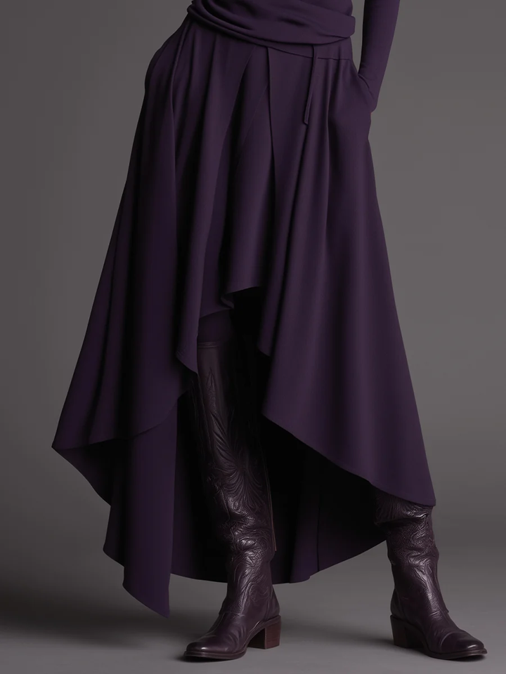 Conjunto de Top de Cuello Alto en Lila y Falda Asimétrica