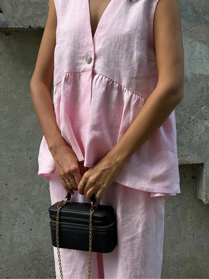 Conjunto de Dos Piezas Lila con Cuello en V y Volantes