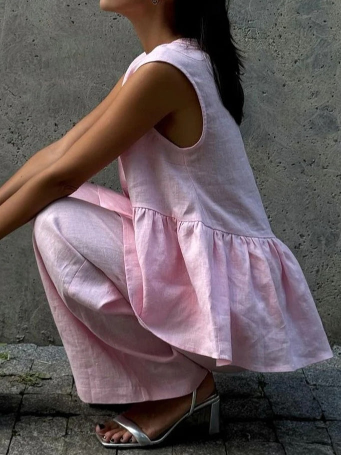 Conjunto de Dos Piezas Lila con Cuello en V y Volantes