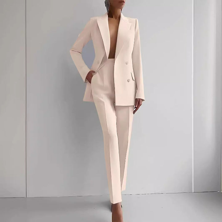 "Conjunto de Blazer Sofia y Pantalones de Cintura Alta" (The title is already in Spanish. If you want a variation or a different phrasing, please let me know!)