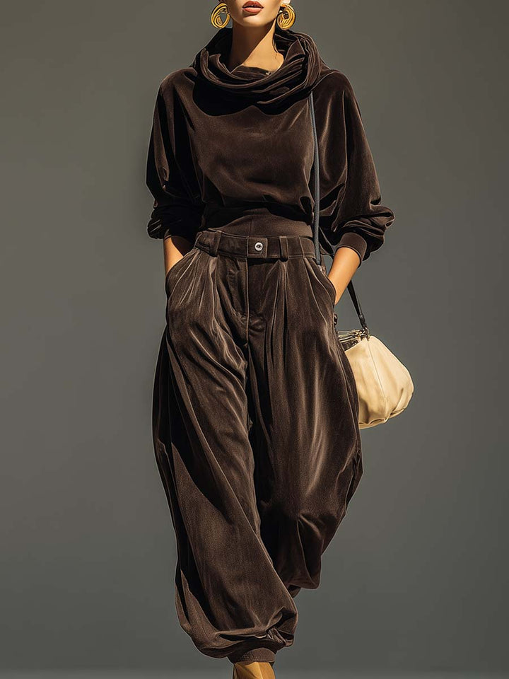 Conjunto de Sudadera y Pantalones de Terciopelo Vivienne