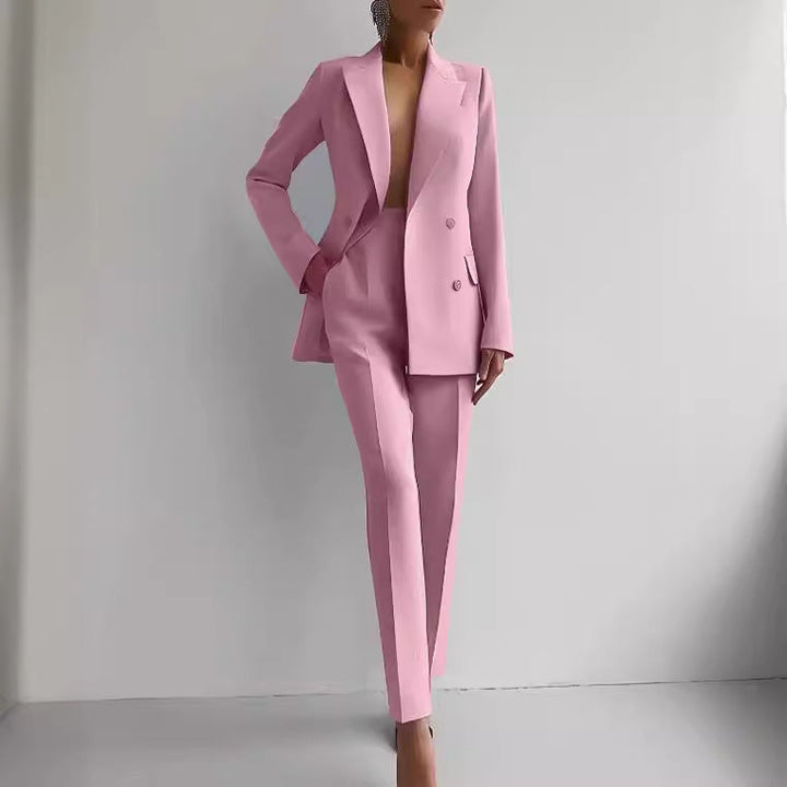 "Conjunto de Blazer Sofia y Pantalones de Cintura Alta" (The title is already in Spanish. If you want a variation or a different phrasing, please let me know!)